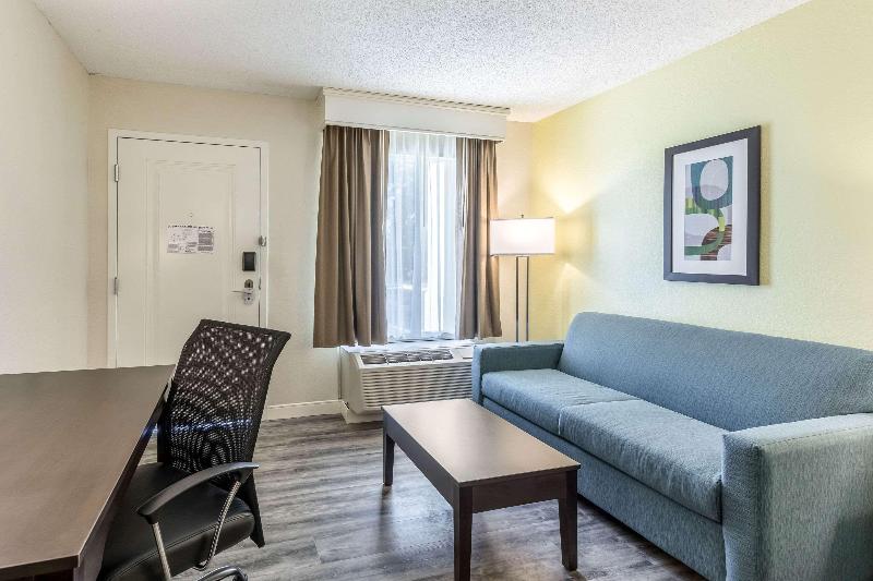Standart Oda, Quality Inn Palm Beach International Airport