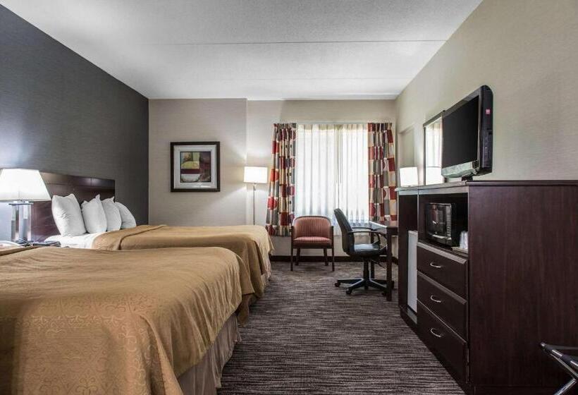 اتاق استاندارد, Quality Inn & Suites Danbury Near University