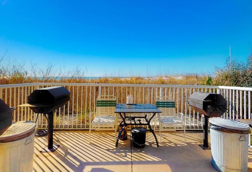Апартаменты 1 Спальня, Rentals At Waters Edge Condominiums