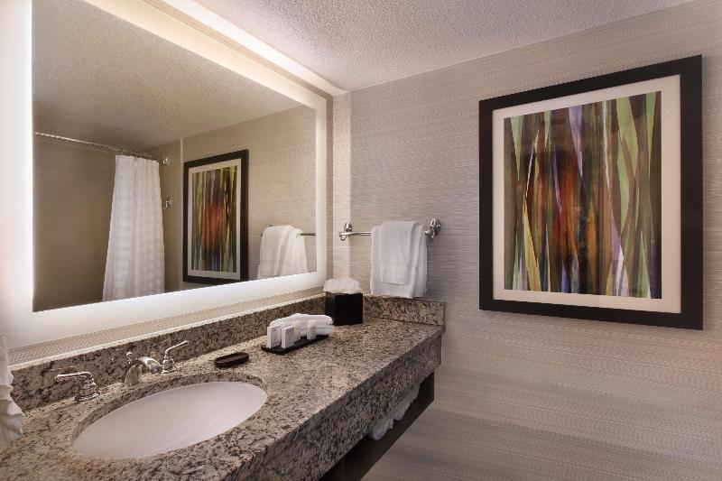 اتاق استاندارد با چشم‌انداز باغ, Ayodya Resort Bali