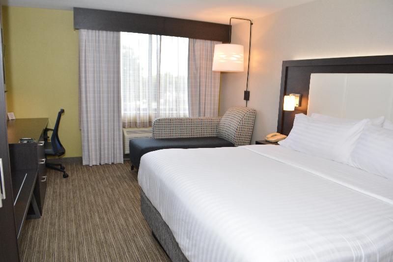 Номер Стандарт, Holiday Inn Express & Suites Waterville   North, An Ihg