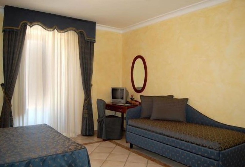 스탠다드 스튜디오, Residence Alberghiero Eolie