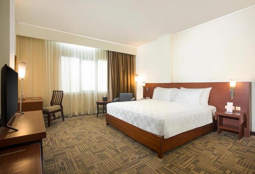 Полулюкс, Swiss Belhotel Manokwari