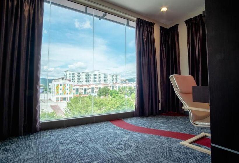 Президентский Люкс, Orkid Inn Mahkota Cheras