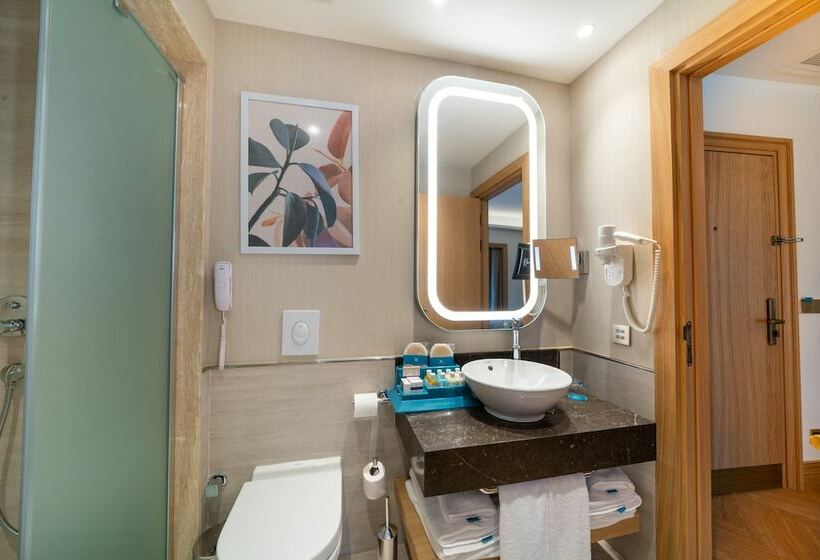 اتاق خانوادگی, Liberty Fabay   Ultra All Inclusive
