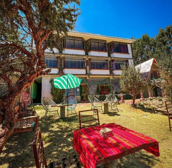 اتاق استاندارد با چشم‌انداز دریاچه, Hostal Sol Y Lago