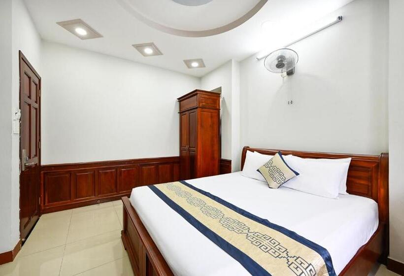 اتاق استاندارد با تخت بزرگ, Sky Star