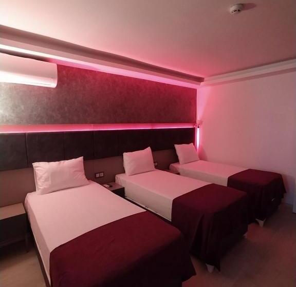 اتاق لوکس سه تخته, Tamara Business Otel