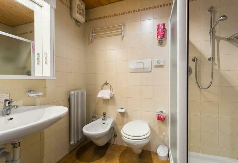 آپارتمان اکونومی 1 خوابه, Ambiez Residence