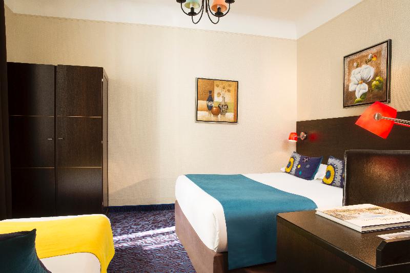 اتاق سوپریور سه تخته, Chatillon Paris Montparnasse