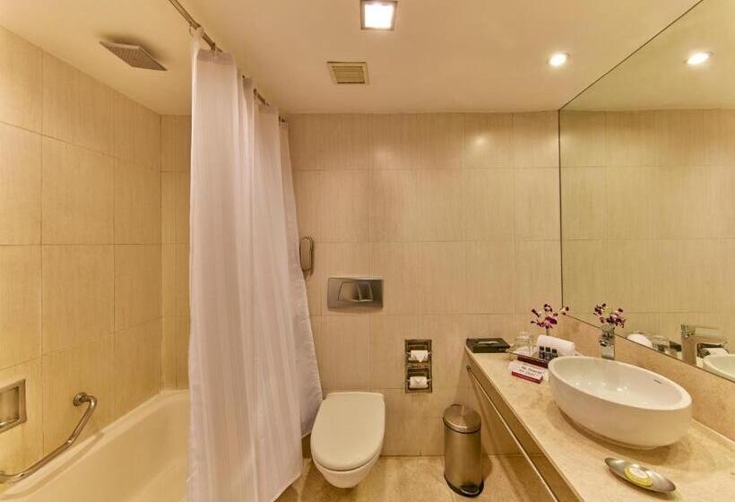 Номер Клуб, Royal Orchid Central Bangalore, Manipal Centre, Mg Road