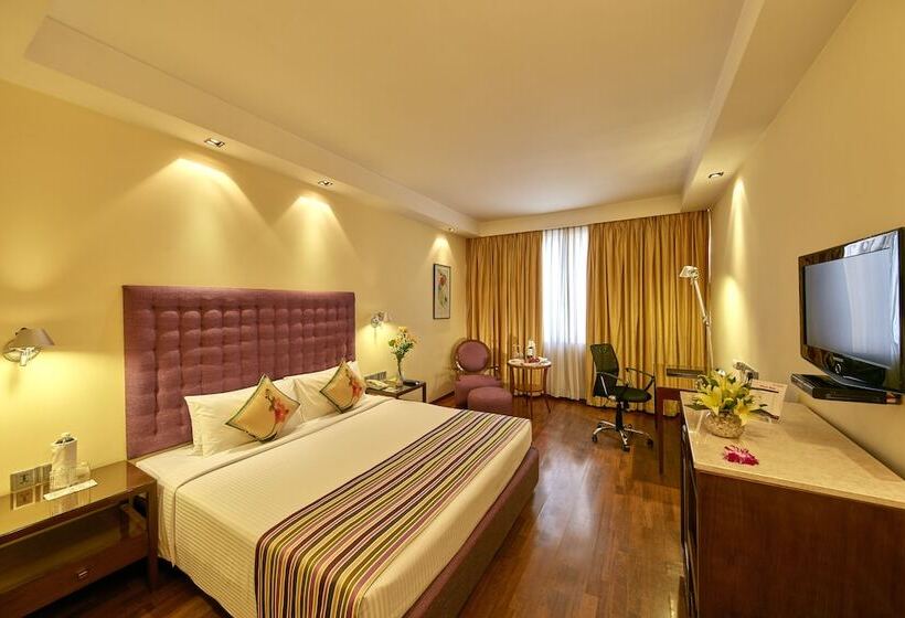 Президентский Люкс, Royal Orchid Central Bangalore, Manipal Centre, Mg Road