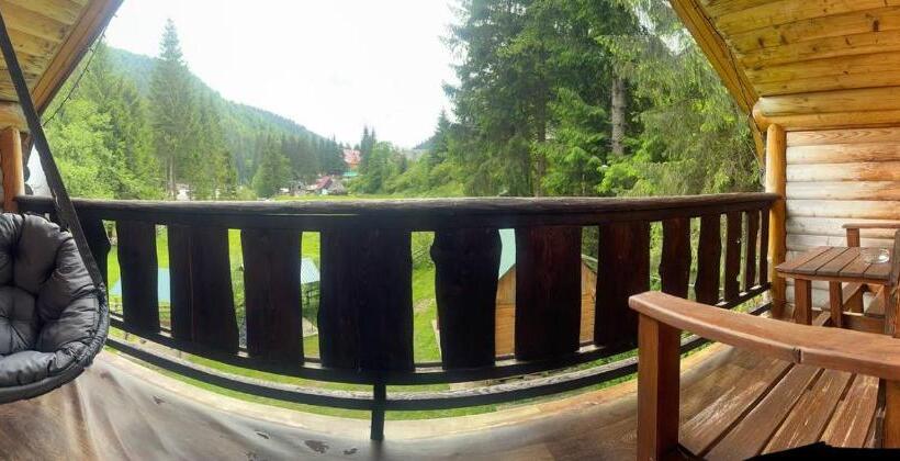 デラックスルーム, верховинський водограй