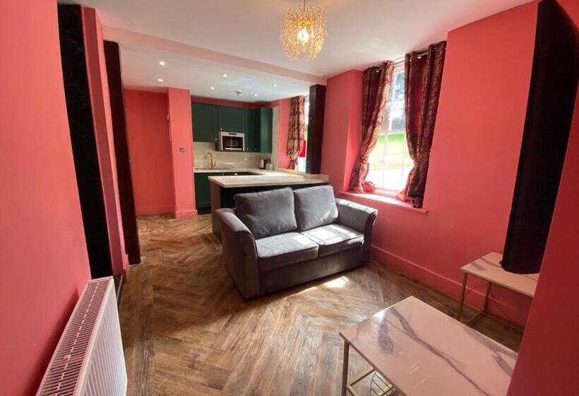 Апартаменты 1 Спальня, Croydon Hall
