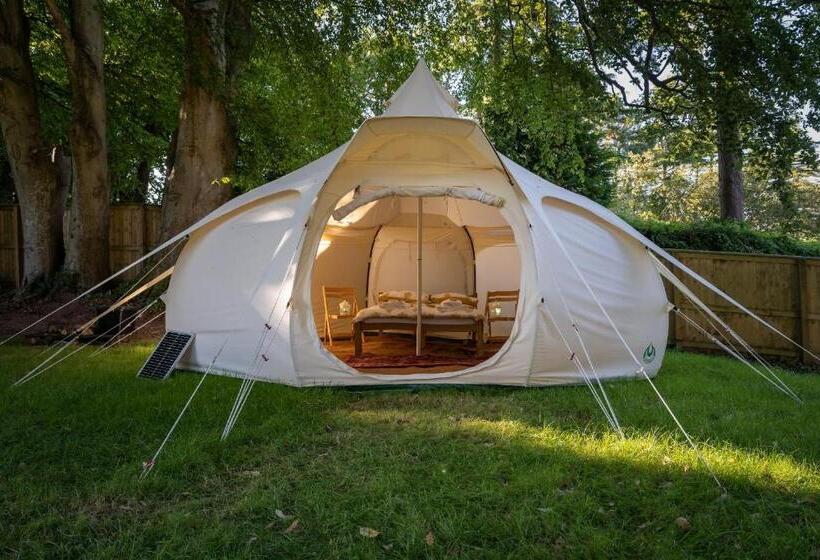 Standard Tent, Croydon Hall