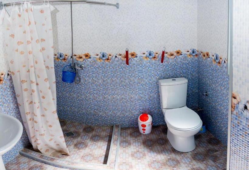 اتاق استاندارد, Irakli Guest House
