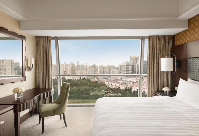 سوئیت اجرایی با تخت کینگ, Shangrila Xian