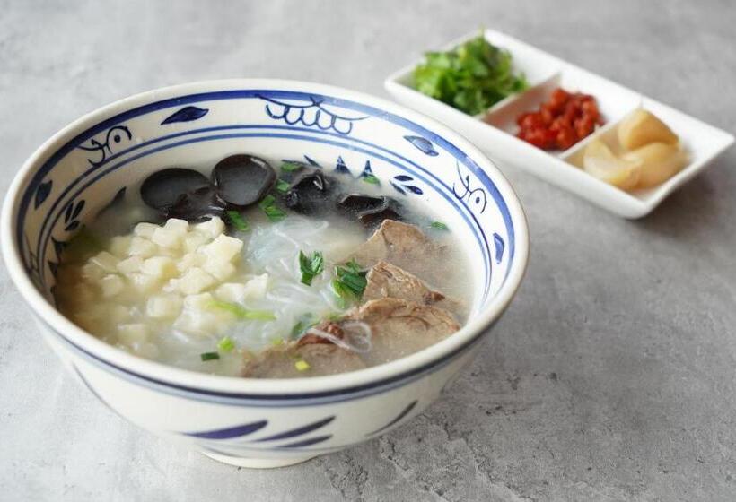 سوئیت اجرایی با تخت کینگ, Shangrila Xian