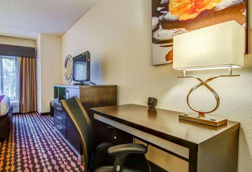 Люкс Кровать Кинг, Comfort Suites Northside Hospital Gwinnett