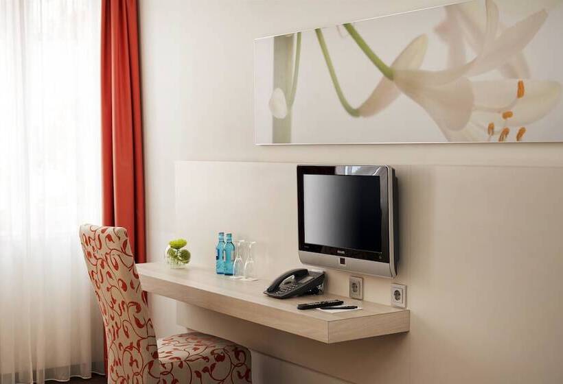 Номер Комфорт Индивидуальный, H+ Hotel München