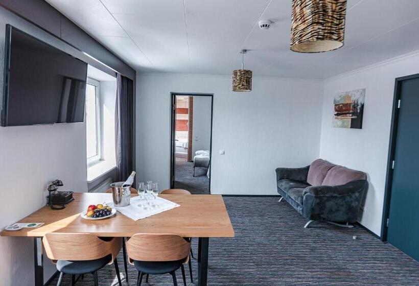 سوییت, Inger Hotell