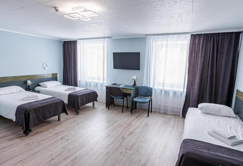 اتاق استاندارد سه نفره, Inger Hotell