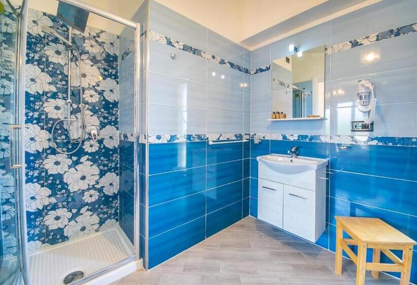 Quarto Deluxe com Sacada, Perla Beach Stabia B&b