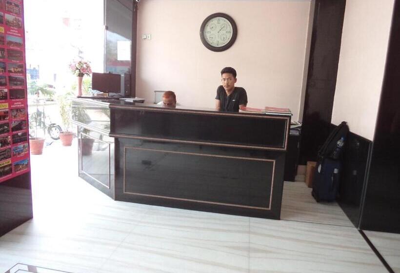 Номер Economy, Gem Palace