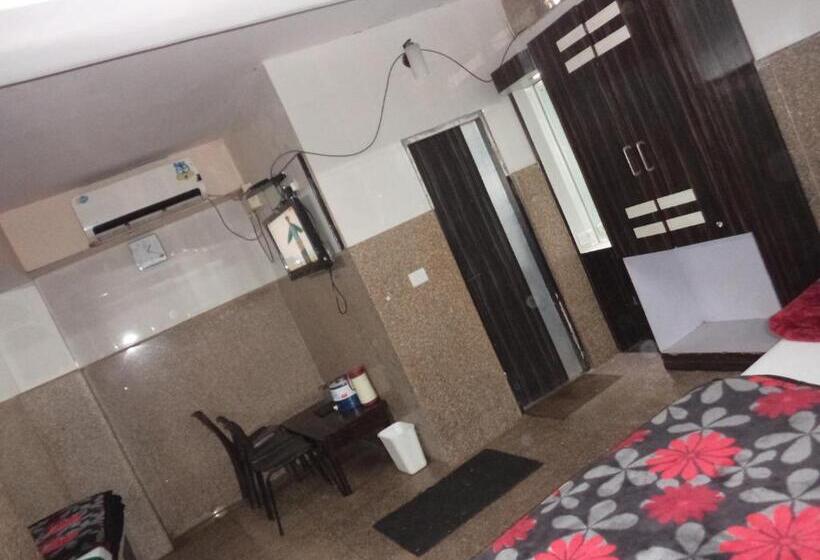 Трехместный Номер Базовый, Gem Palace