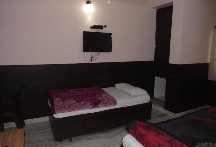 Трехместный Номер Базовый, Gem Palace