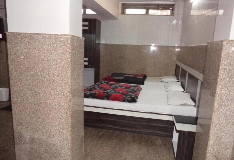 Трехместный Номер Базовый, Gem Palace