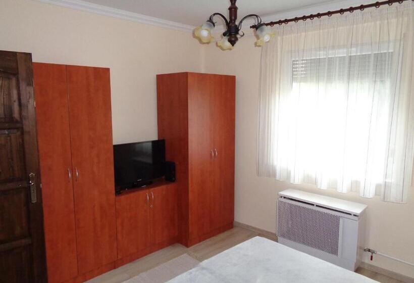 خانه 2 خوابه, Otthon Apartman