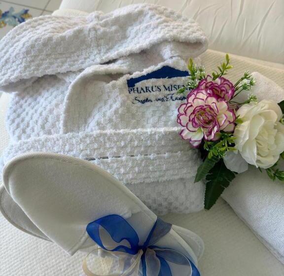 Полулюкс, Pharus Miseni Suites And Rooms