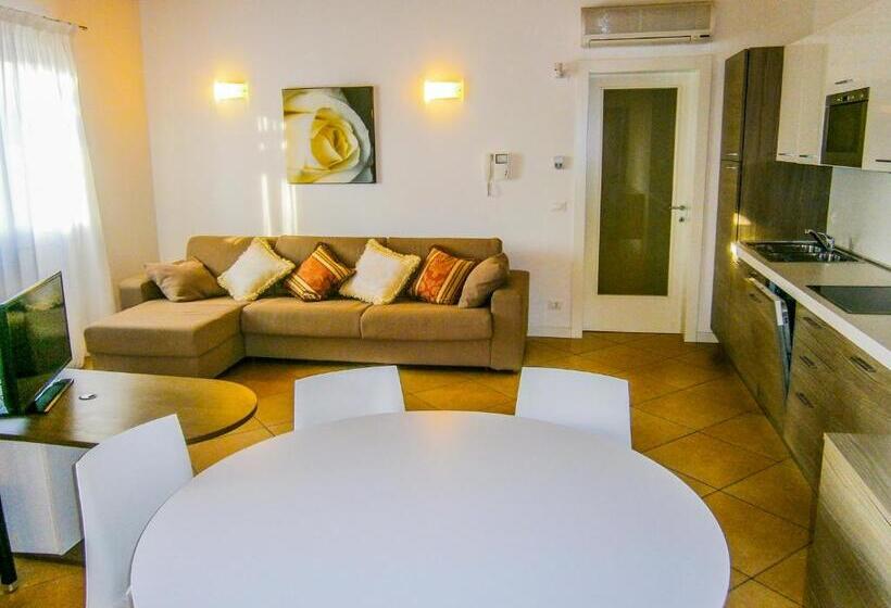 带3个卧室的豪华公寓, Villaggio Sant Andrea