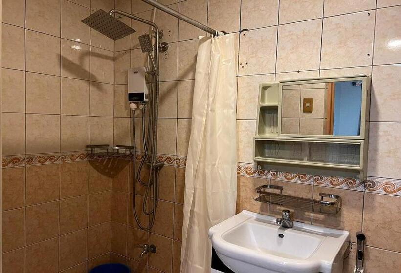 اتاق خانوادگی, Remedios Hotel Manila City Center