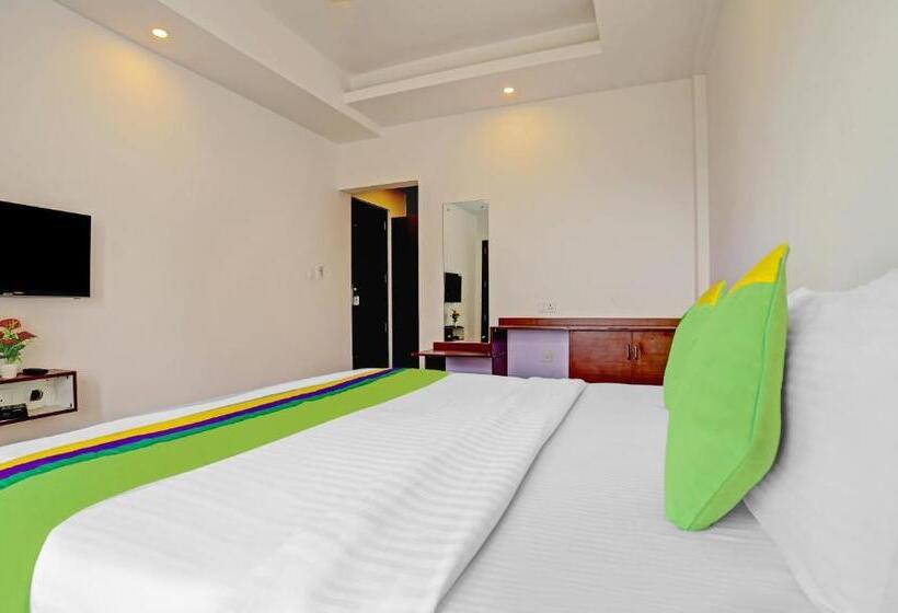 Quarto Deluxe, Treebo Wanderlust Residency With Mountain View