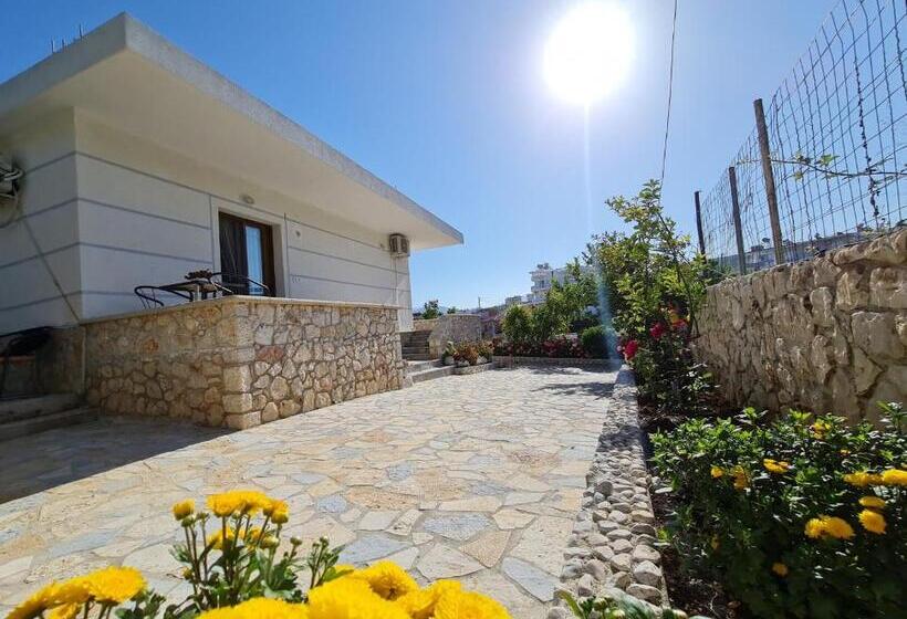 اتاق خانوادگی, Guesthouse Redilka