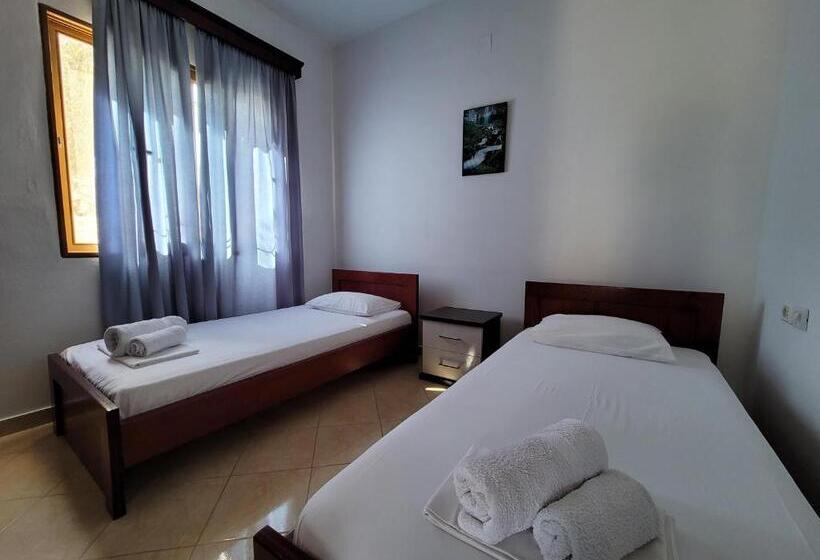 خانه 1 خوابه, Guesthouse Redilka