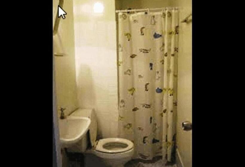 اتاق استاندارد چهار تخته, Room In Apartment  Poppular Palace Don Mueang Bangkok, 5minute Drive From Impact Arena