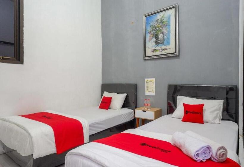 Номер Стандарт, Reddoorz Syariah Near Alun Alun Kajen