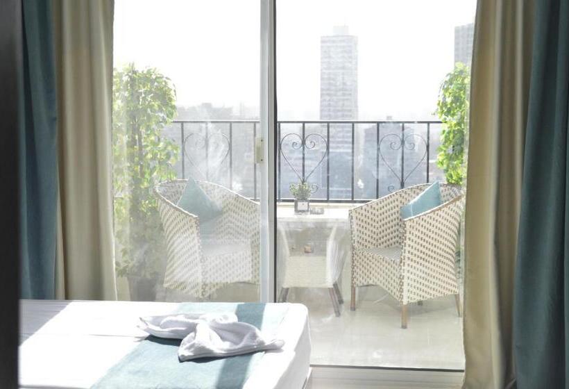 اتاق لوکس با بالکن و چشم‌انداز دریا, Nile View Inn