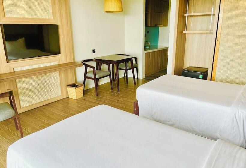 Deluxe Room Mountain View, Sonaga Beach Resort & Villas Phu Quoc