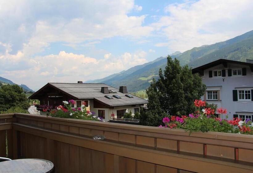 스탠다드 발코니 룸, In The Heart Of The Alps