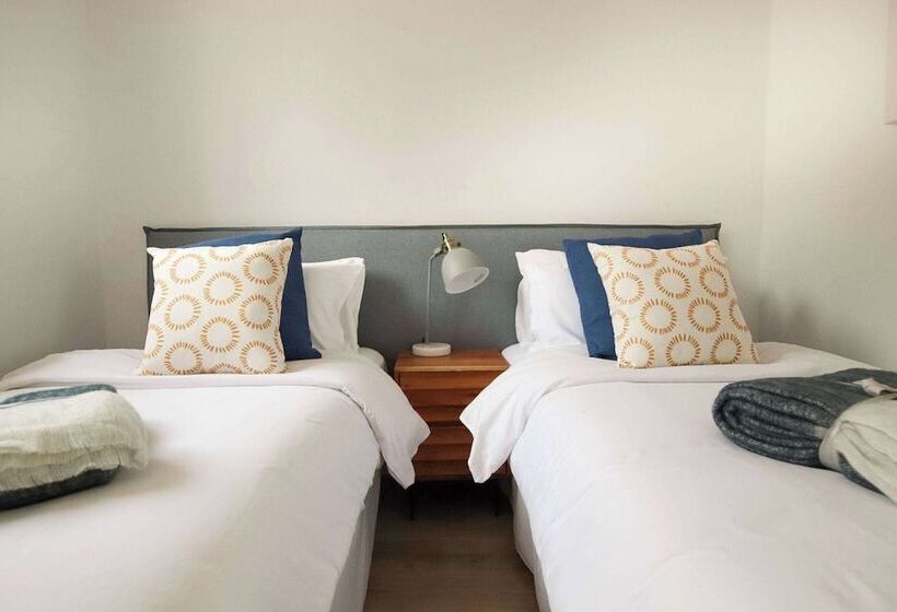 Люкс Классика, Ramada Hotel & Suites By Wyndham Costa Del Sol