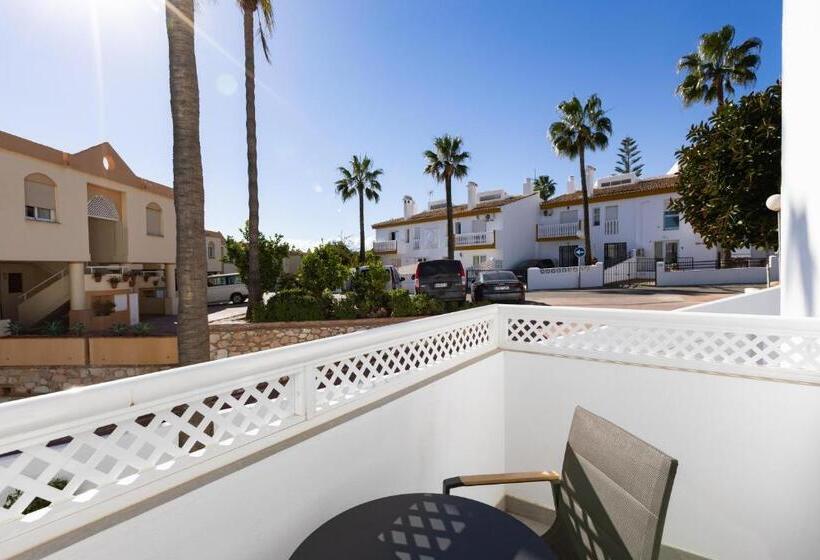 Люкс Классика, Ramada Hotel & Suites By Wyndham Costa Del Sol