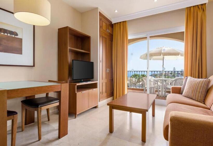 Апартаменты Superior 1 Спальня Вид на Море, Ramada Hotel & Suites By Wyndham Costa Del Sol
