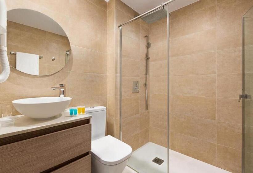 Апартаменты Superior 1 Спальня Вид на Море, Ramada Hotel & Suites By Wyndham Costa Del Sol