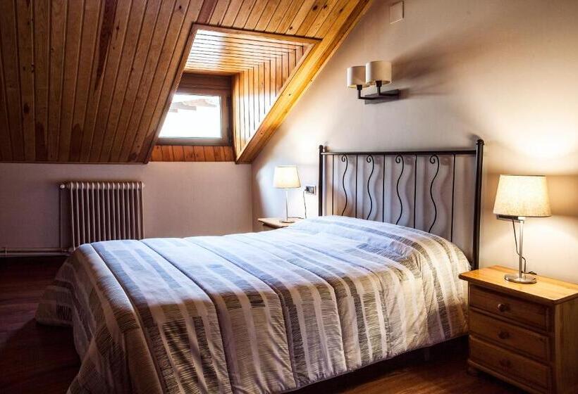 Номер Стандарт, Hostal La Plaça
