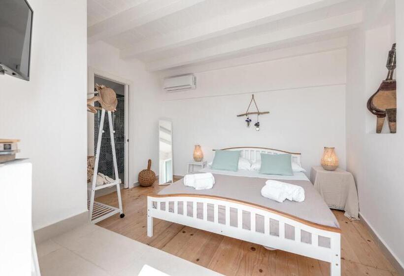 ベーシックルーム, Cala Cala Rooms,restaurant & Farm Experience