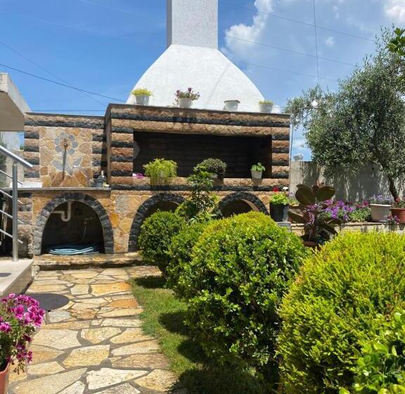 اتاق استاندارد با بالکن, Maison Apartments